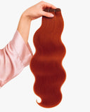 Coleta/Cortina de Fibra Sunset Flame Ondulada – 26” 200 g (Sintética, Heat-Friendly)